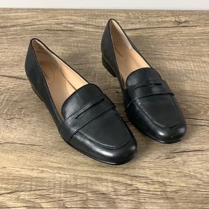 Lands End Black slip on Loafer